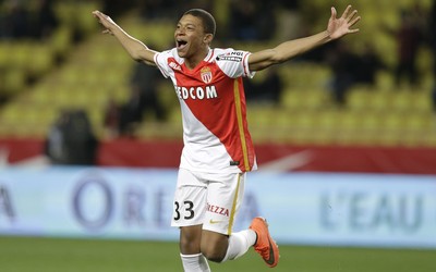 完美电竞热评-佩里西奇训练中重伤赛季报销