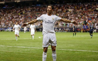 完美电竞讨论-罗德里这球对方门将扑救脱手